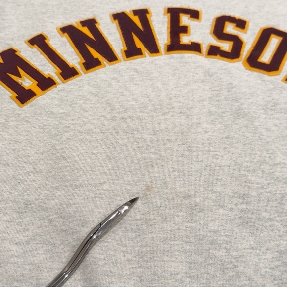 Vintage University Minnesota Gophers Crewneck Sweatshirt - Picture 4 of 4
